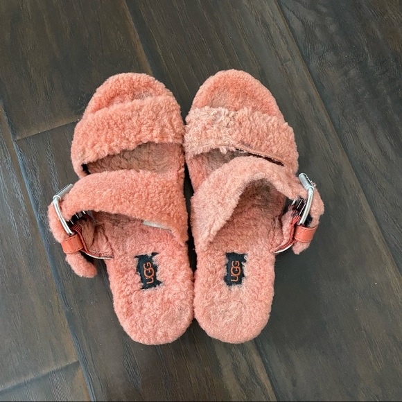 UGG women 2 straps adjustable sandals size fits 8/8.5 - Picture 6 of 8